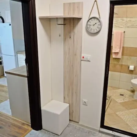 ателие - удобство, комфорт, сигурност и безплатно паркомясто Apartmán Varna